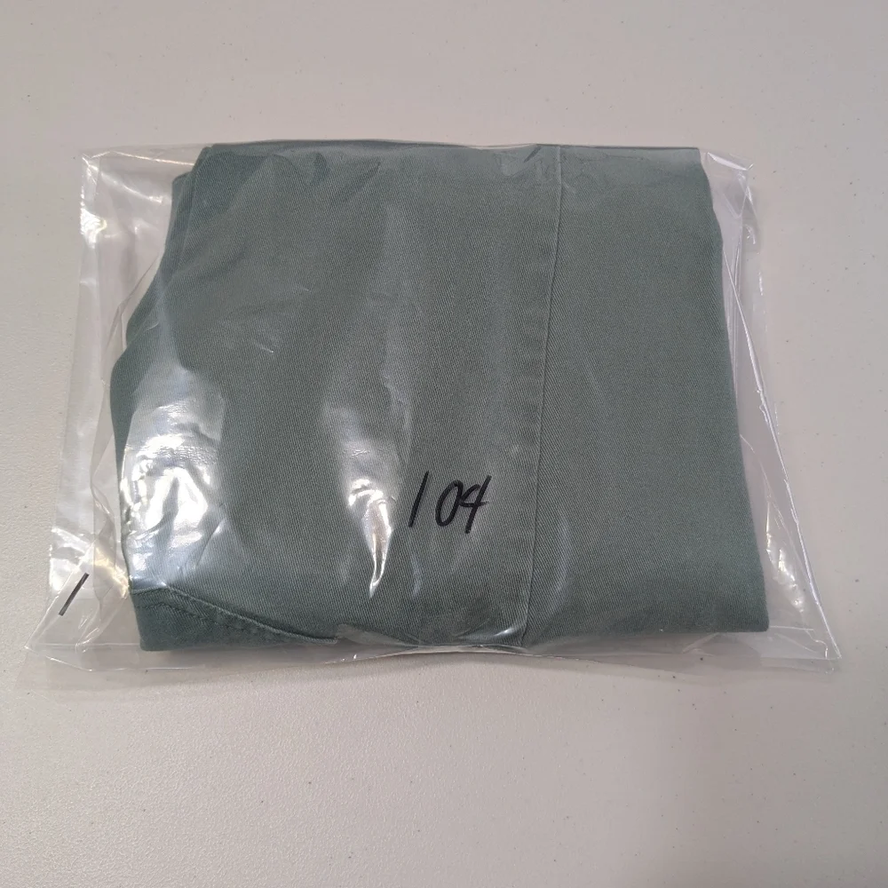 Amazon Essentials see approximate